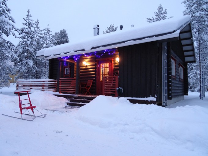 Das Haus Kaarnikatupa in Lappland