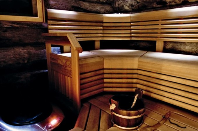 Entspannende Momente in der Sauna, Lappland