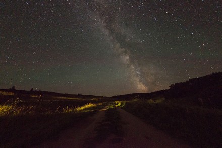 Sternenhimmel über der La Reata Ranch in Saskatchewan, Kanada