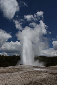 Geyser Old Faithful