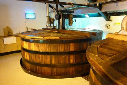 In der Destillerie von Auchentoshan
