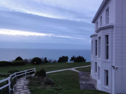 Das Pollurian Bay Hotel mit fantastischer Aussicht über den Atlantik
