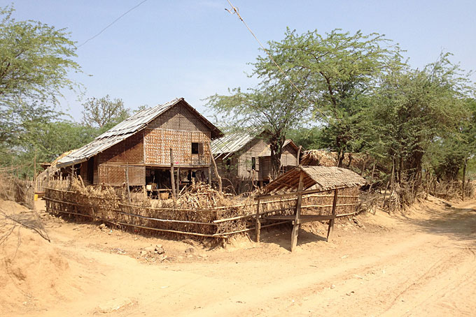 Village proche de Bagan